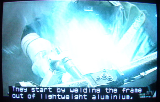 Caption using the word aluminium